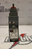 CUTLER HAMMER 10316H1610A LIMIT SWITCH TYPE L